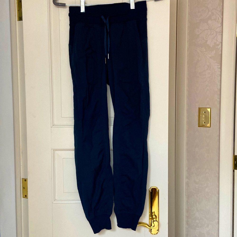 Lululemon Beyond the Studio High-Rise Jogger